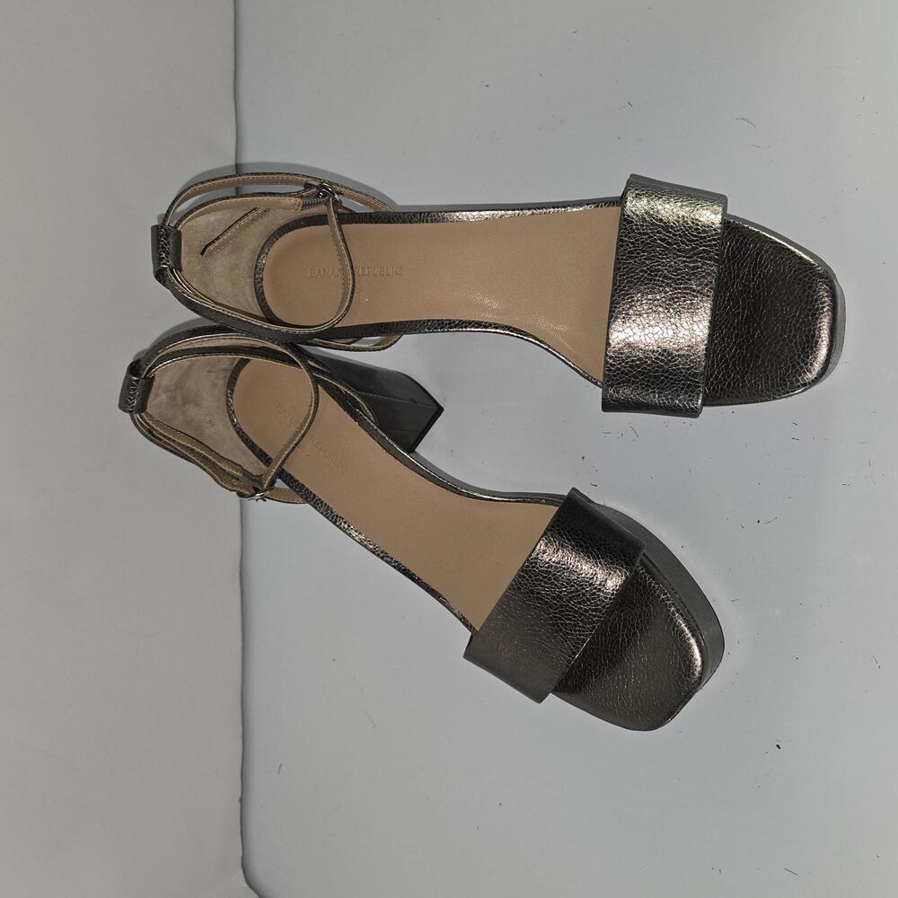 0394 Banana Republic Leather Platform Dress Heels Pewter 323 Size 9